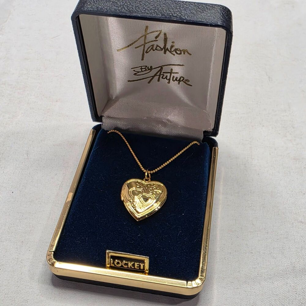 Fashion by Autur Gold Tone Heart Locket Vintage Engraved Raised Heart Design